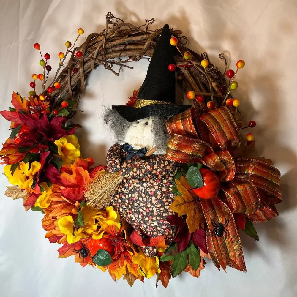 Vintage Halloween 17” Grapevine Wreath Witch Fall Leaves & Flowers Multicolor